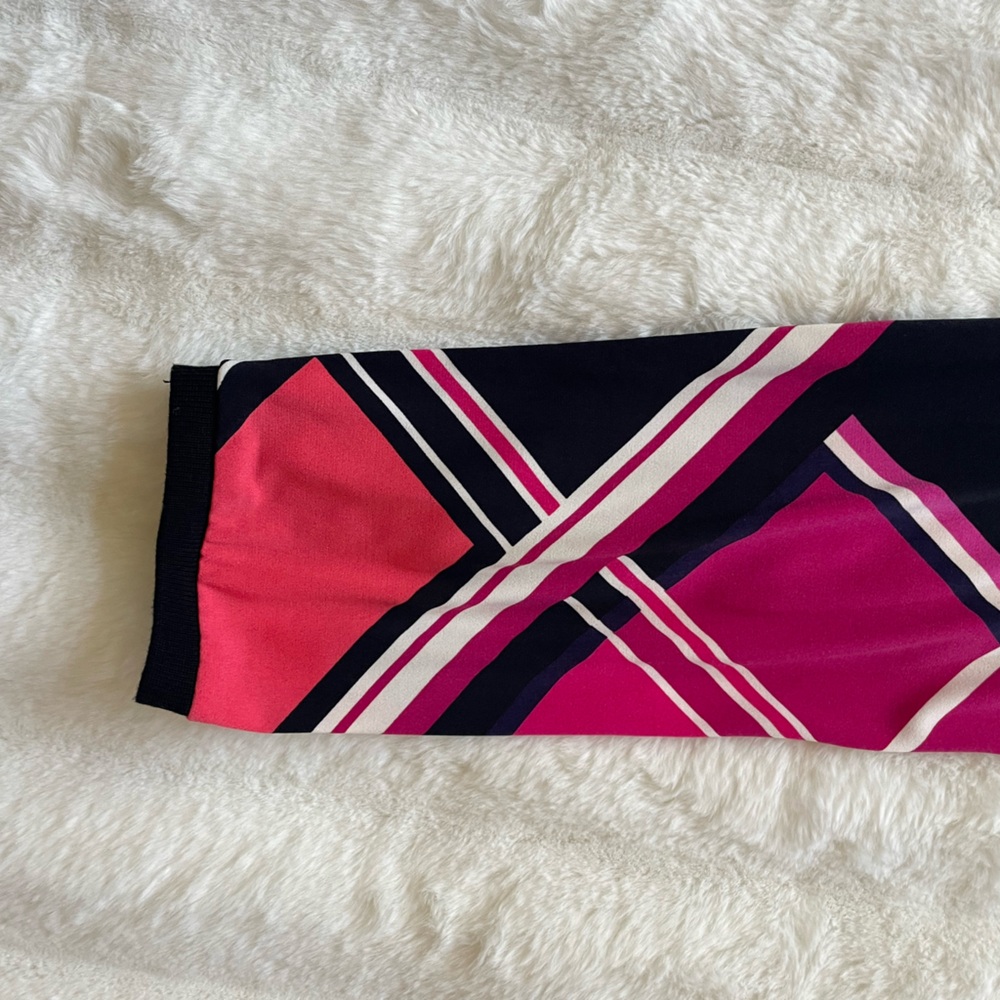 Caché Dress. - Picture 10 of 12